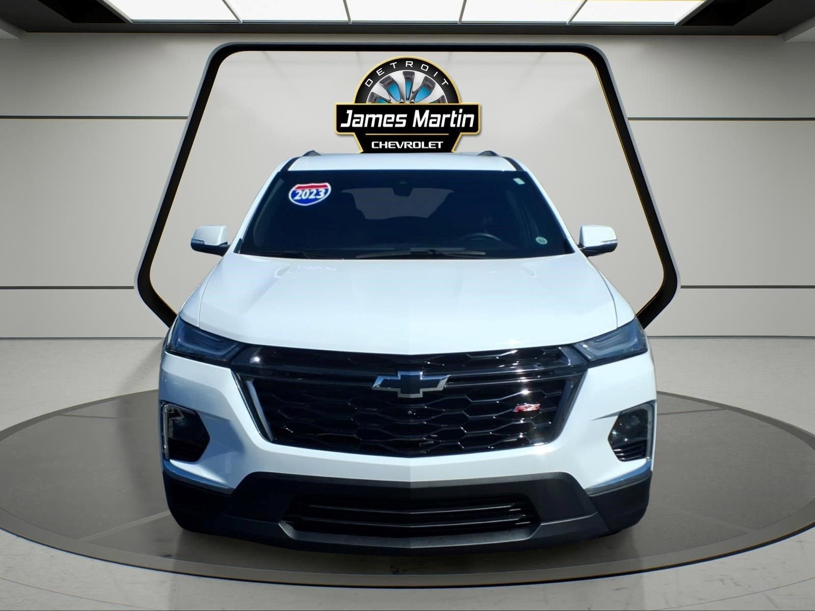 2023 Chevrolet Traverse — side profile view