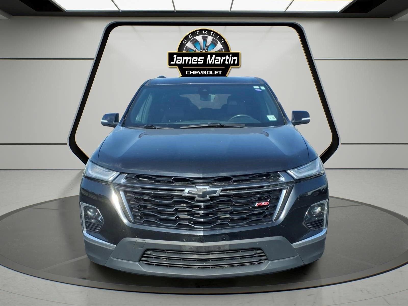 2023 Chevrolet Traverse — side profile view