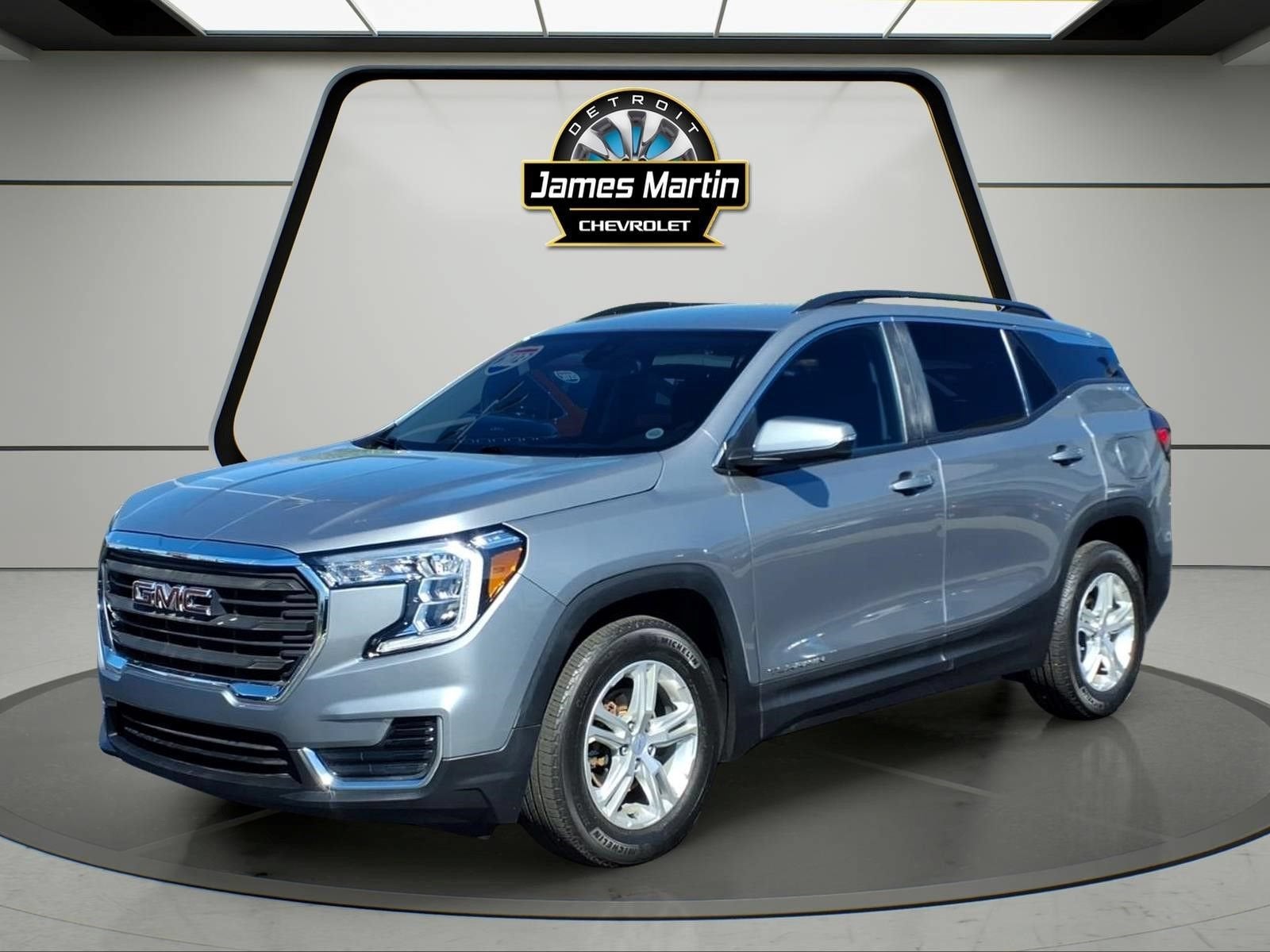 2023 GMC Terrain SLE in Sterling Metallic — front three-quarter view
